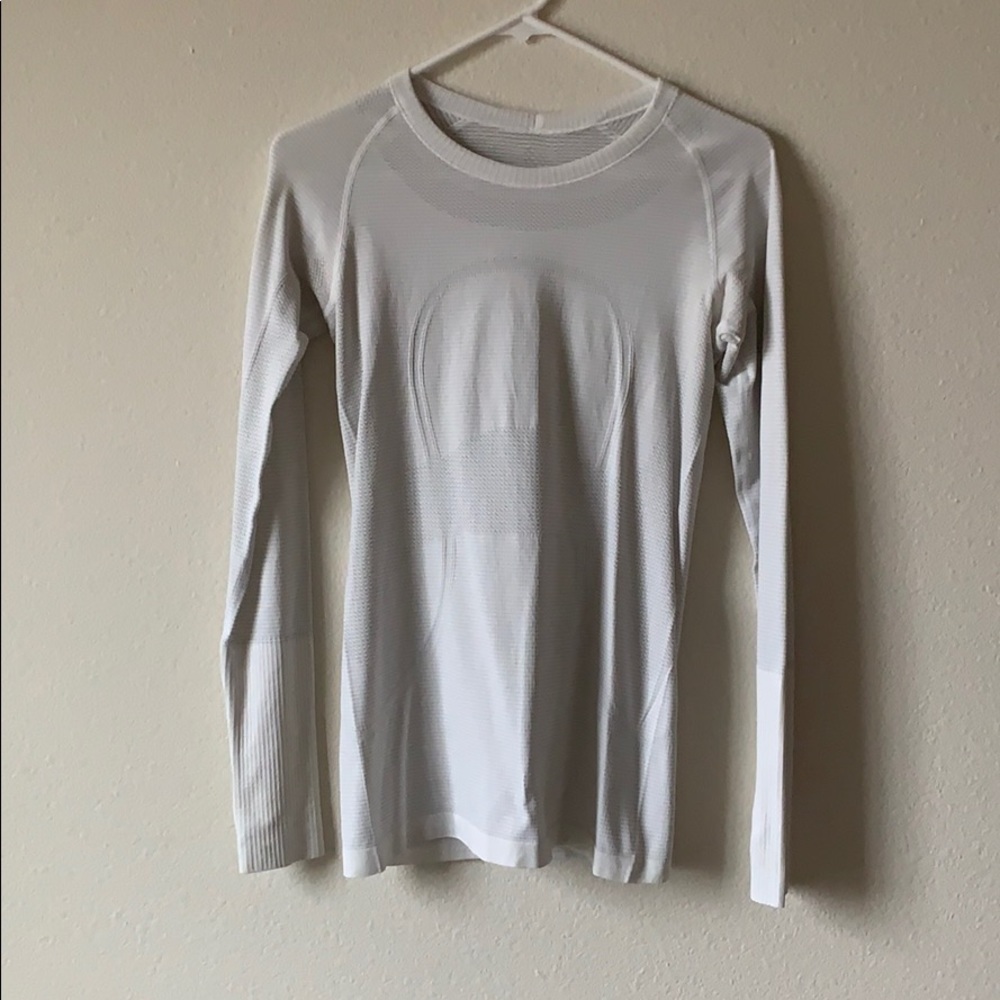 Swiftly Tech Lululemon Long Sleeve
